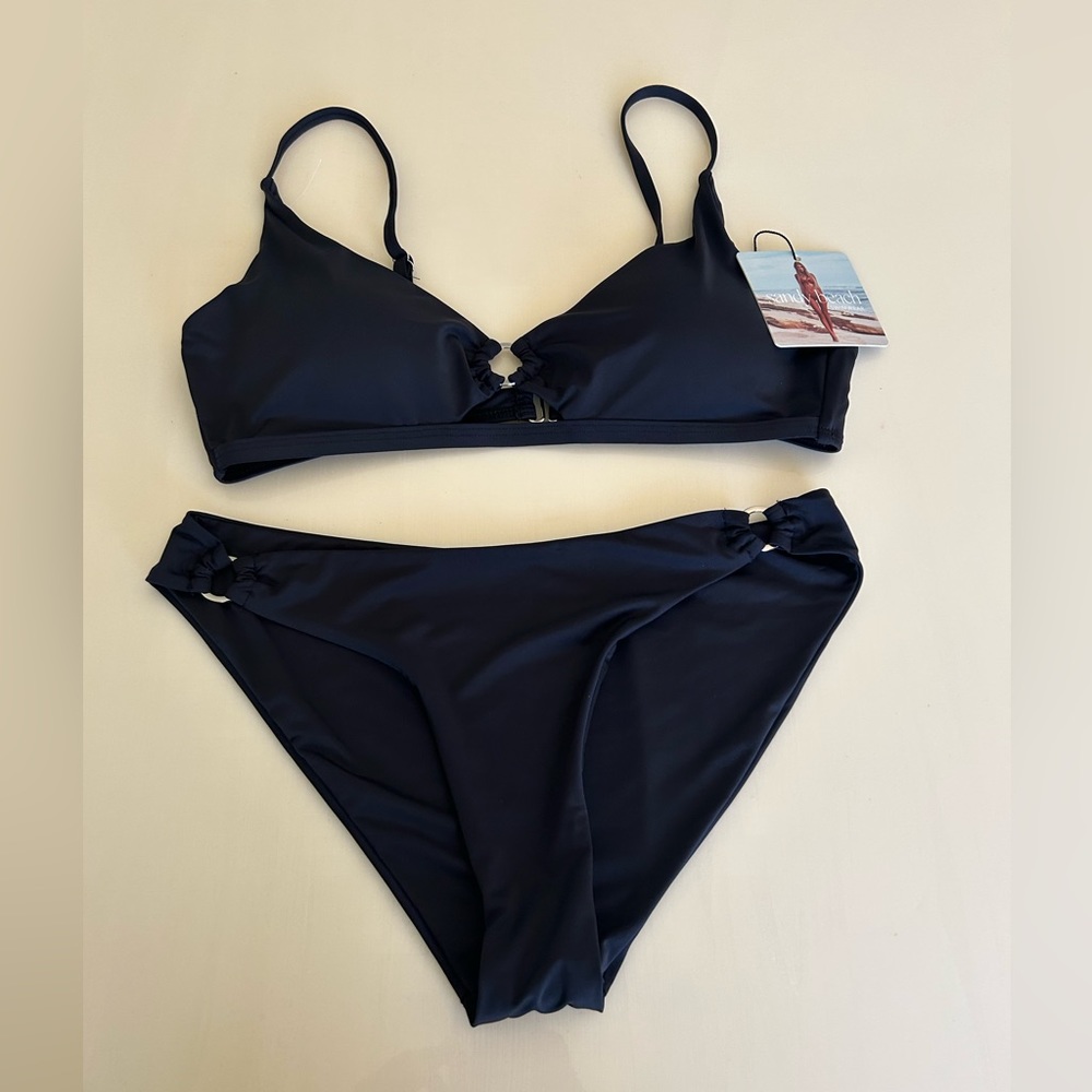 XL Sandy Beach Women Swimsuit. Black